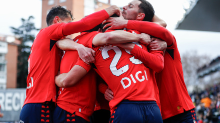 Osasuna gana en Vallecas