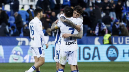 Los jugadores del Leganés celebran uno de los goles contra la Real Sociedad B
