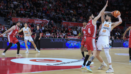 Partido entre Casademont Zaragoza y Bàsquet Girona