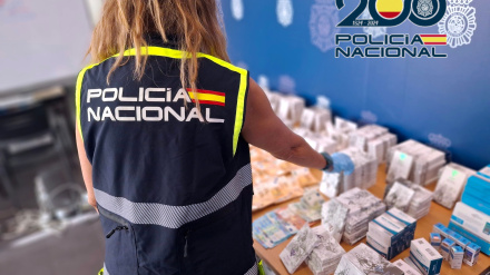 La Policía Nacional detiene a tres varones por tráfico de sustancias anabolizantes que distribuían por paquetería y gimnasios