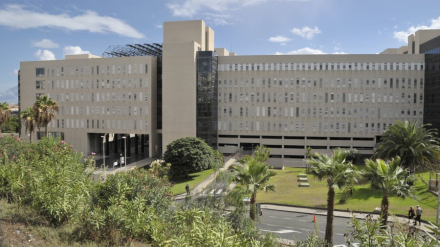 Fachada del Hospital Universitario de Gran Canaria Doctor Negrín