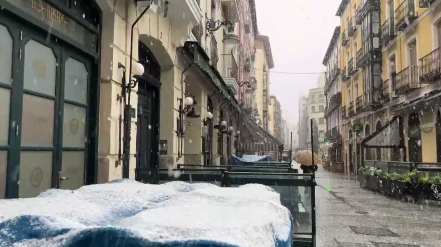 La borrasca Kristin deja la tercera nevada en Valladolid
