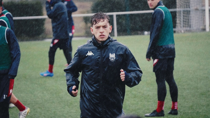 Diego Gómez en su primera sesión como jugador del Pontevedra