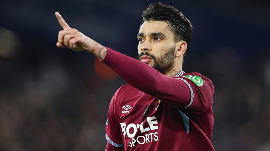 El jugador ha disputado 18 partidos esta temporada en Premier anotando cuatro goles.