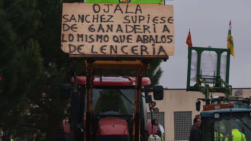 La imagen viral que resume el hartazgo de los agricultores riojanos