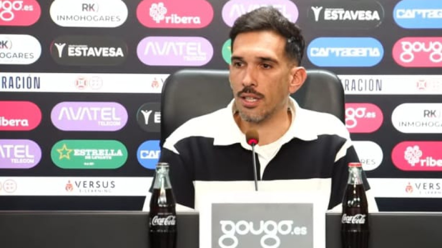 Raúl Guillén en la rueda de prensa, previa al choque de Alicante