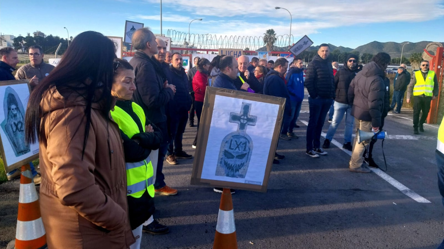 Trabajadores de Sabic en huelga