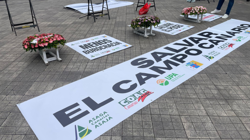 Pancarta "Salvemos el campo canario" | UPA Canarias
