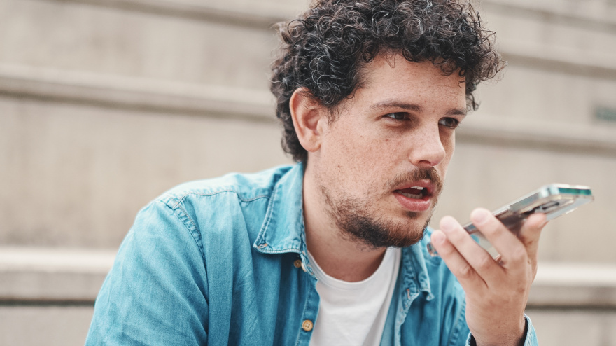 Estafa clonando la voz de tu madre: puedes recuperar ese dinero