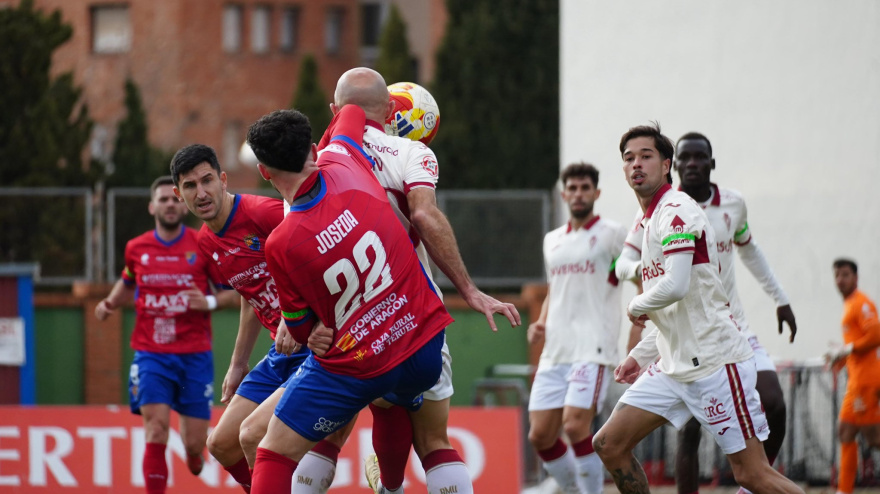 Pobre empate del Real Murcia en La Pinilla