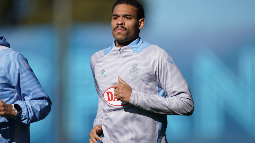 Cyril Ngonge ya ha entrenado en la Ciudad Deportiva tras firmar por el Espanyol hasta junio.