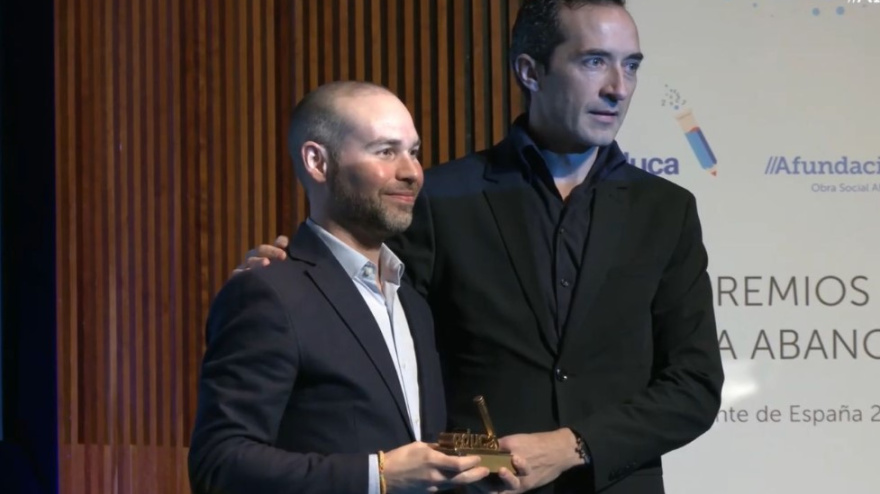 Andrés Meana recoge el premio EDUCA ABANCA