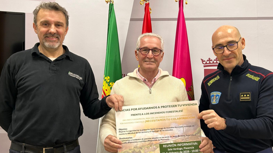 Representantes de la Junta de Extremadura, Diputación de Cáceres y Ayuntamiento de Plasencia