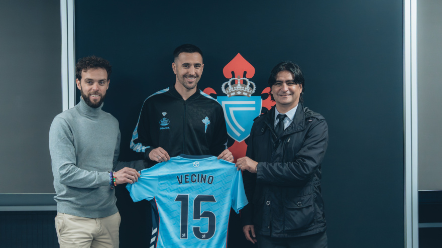 Matías Vecino, en su presentación como nuevo jugador del Celta