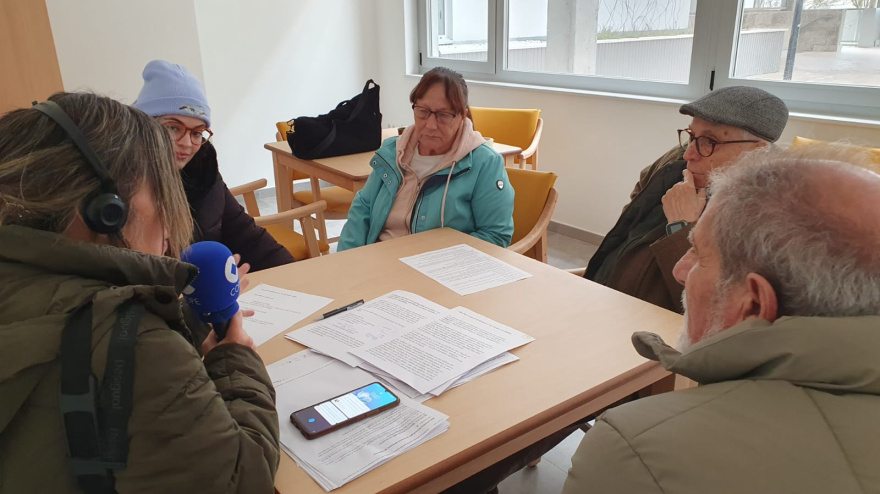 Testimonios de los inquilinos en el edificio de promoción pública del barrio de Capuchinos (Salamanca)