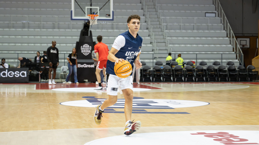 Dani Aquino se estrenó como goleador en UCAM CF