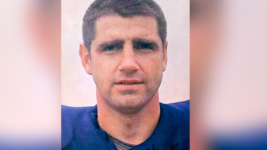 Earl Edwin Morrall, exjugador del la NFL