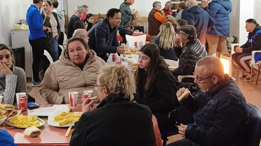 Vecinos desalojados de en la Iglesia de Nuestra Señora de Los Ángeles de Alcolea
