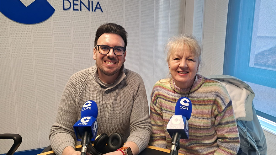 Juanjo Sala y Encarna Cáceres, técnicos de prevención de la Unidad de Prevención Comunitaria en Conductas Adictivas (UPCCA) de Dénia