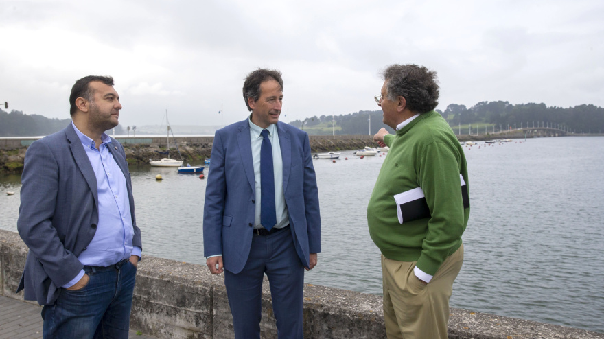 10:30 horas. Centro Cultural de Somo, Ribamontán al MarEl consejero de Obras Públicas, Ordenación del Territorio y Urbanismo, José Luis Gochicoa, supervisa las obras de conservación, mantenimiento estructural y mejora de la seguridad vial del puente sobre la ría de Cubas. 20 mayo 2022 © Miguel De la Parra