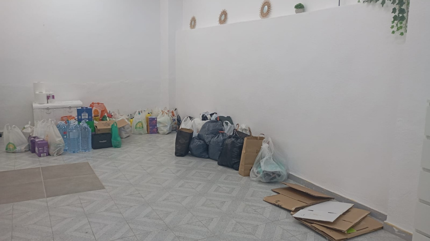 Cajas y enseres de Catarroja para Andalucía