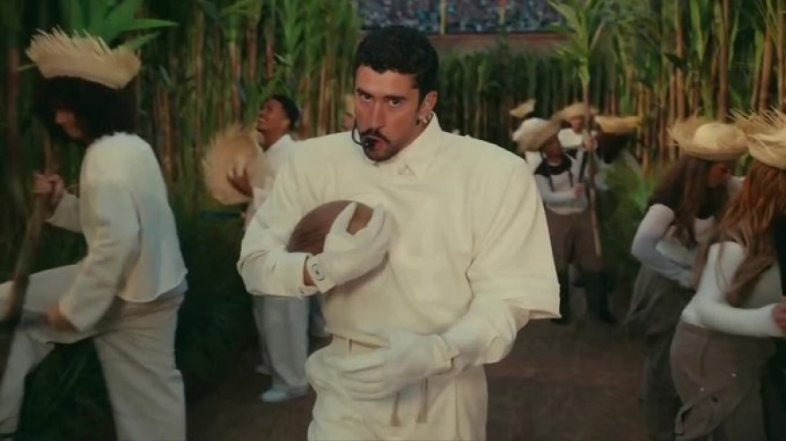 Actuación de Benito en la Super Bowl