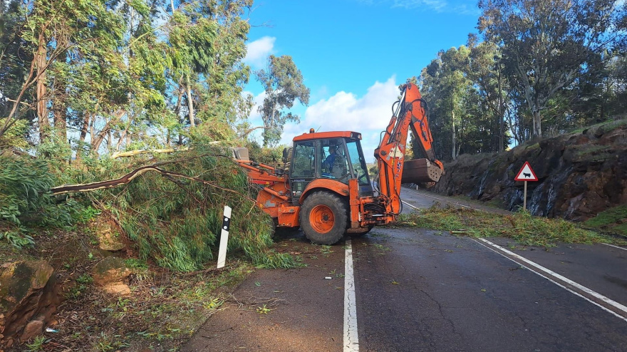 Incidencias de la borrasca Leonardo en Los Santos de Maimona (Badajoz)