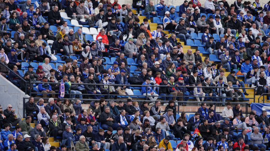 Aficionados del Hércules en el Rico Pérez.