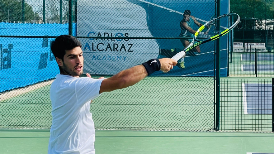 Carlos Alcaraz ultima su preparación en casa