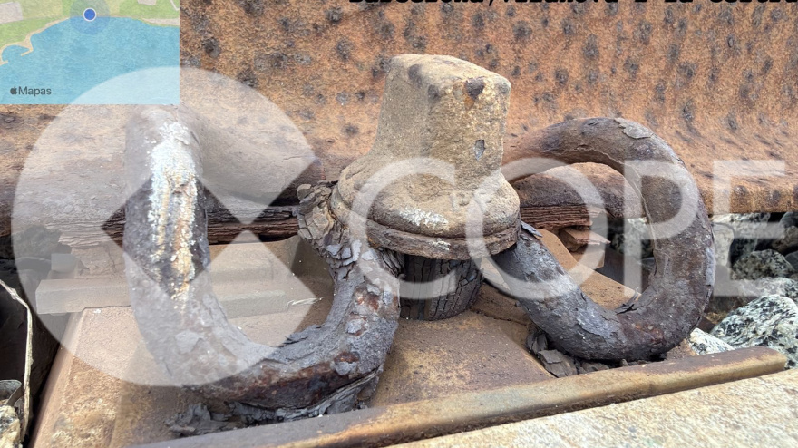 Una de las imágenes que se adjuntan como prueba a la denuncia del mal estado de las vías de Rodalies: anclajes corroídos