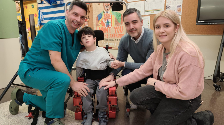 Exoesqueleto pediátrico adquirido por ASPACE Coruña