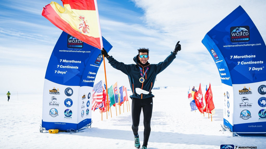 Joan Pere Carbonell en la Antártida en la 777