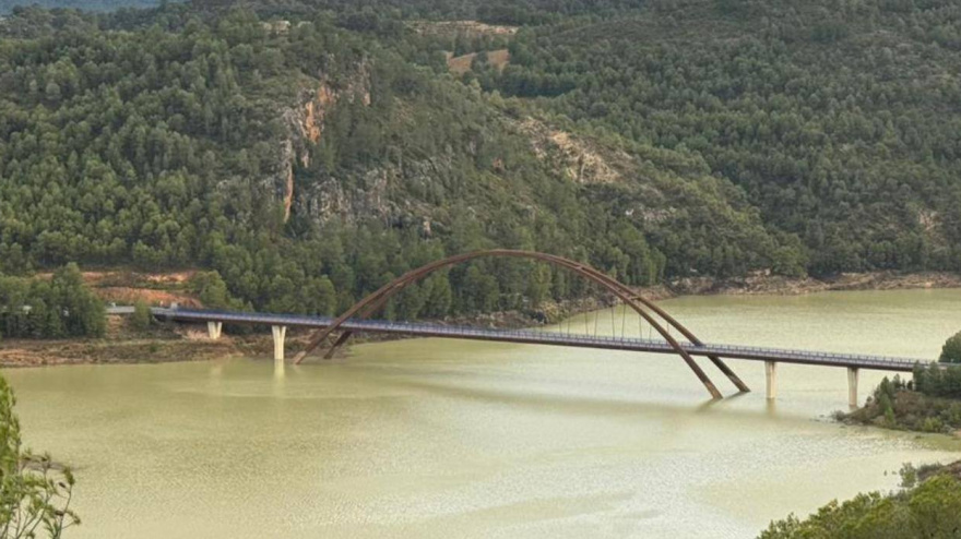 Embalse de la Fuensanta en Yeste (Albacete)