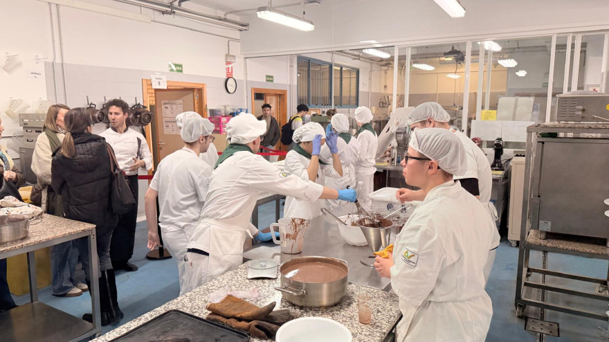Mona Solidaria en el Instituto Andrés Vandelvira de Albacete