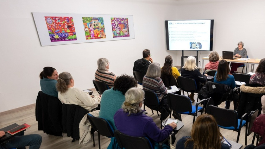 Carmen imparte formación A Funsquenlla