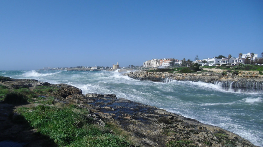 puerto ciutadella mala mar