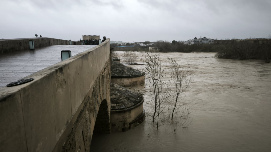 El Río Guadalquivir durante el temporal
