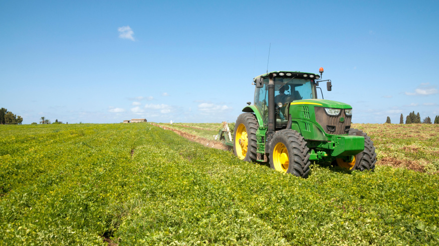 El campo y la pyme en España, al límite de la supervivencia: "La regulación es asfixiante, aquí se castiga al que arriesga"