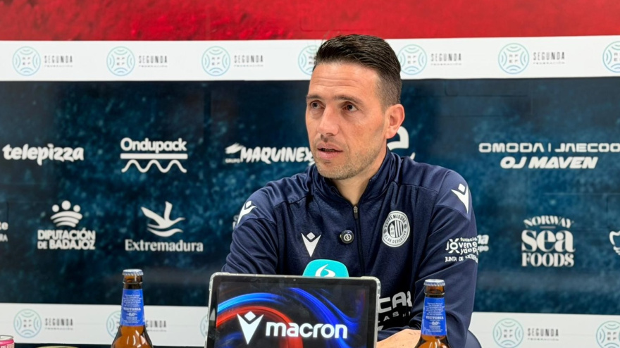 David Rocha, entrenador del CD Extremadura