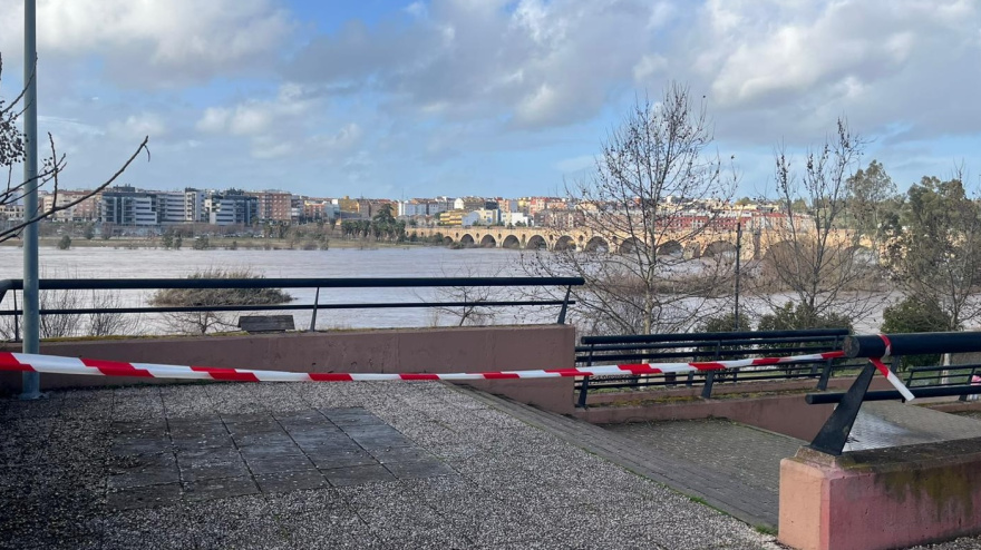 Río Guadiana, a su paso por Badajoz