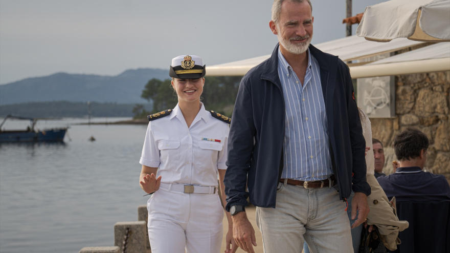 Los Reyes y La Princesa Leonor, a 28 de septiembre de 2024, en Vilagarcía de Arousa, Pontevedra, Galicia