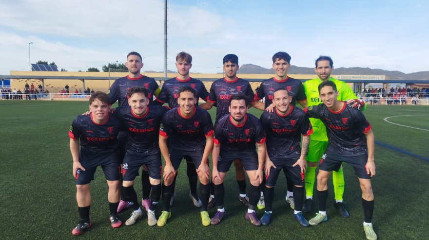 El Olímpico de Totana rompe una racha negativa y gana 1-2 al Mazarrón CF