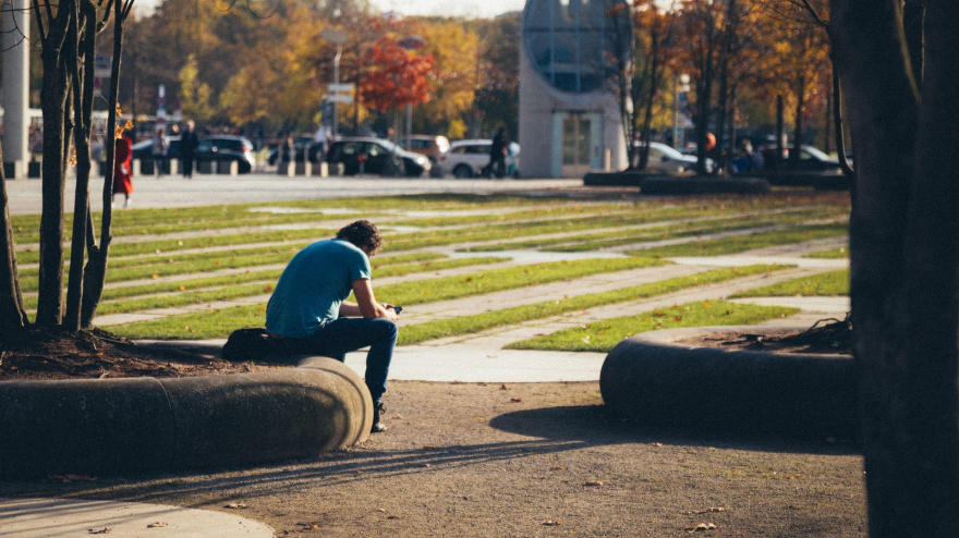 sta desconexión, que se extiende también a los lazos familiares, ha sido analizada por Salud Porras, directora del Departamento de Psicología de la Universitat CEU Abat Oliba