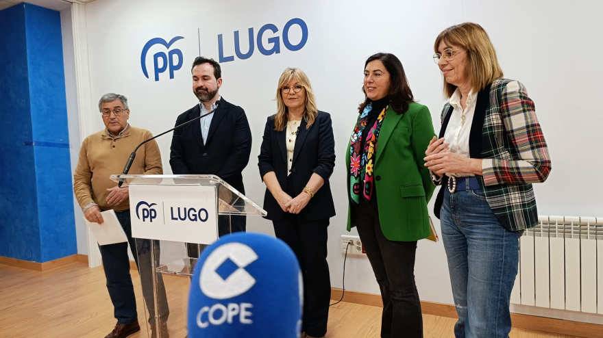 Elena Candia, y otros cargos del PP denuncian el "paso atrás" del Gobierno central