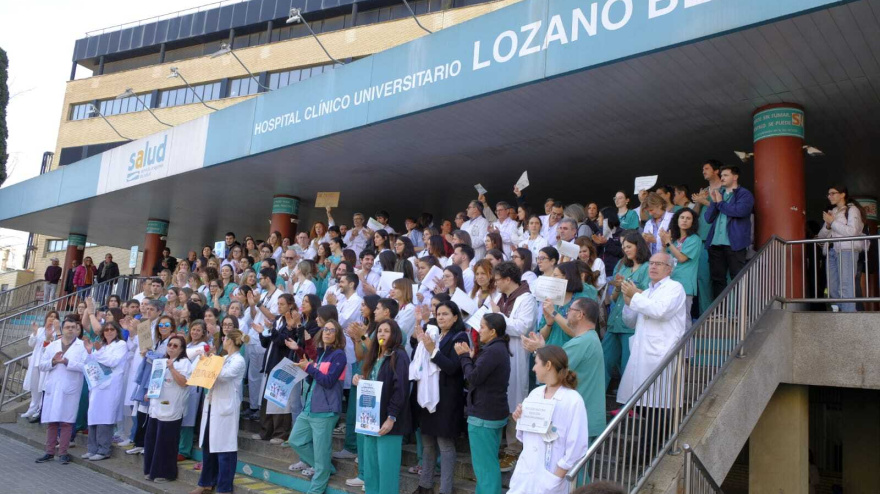 Concentración-Hospital-Clínico-Zaragoza