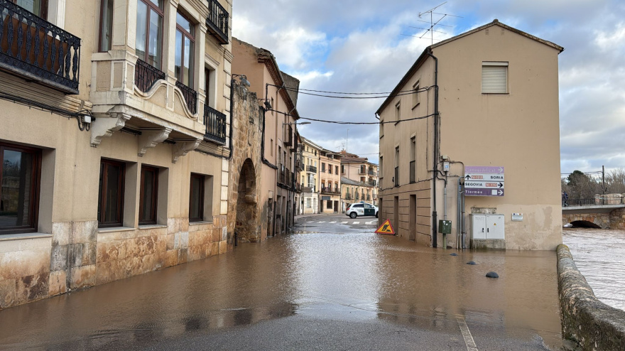 Las inundaciones en la zona de la Ribera soriana provocaron el desalojo de una quincena de vecinos y el corte de numerosos tramos de carreteras