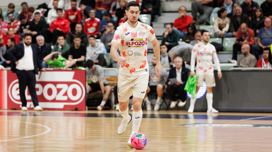 Bebe analiza la derrota contra Manzanares