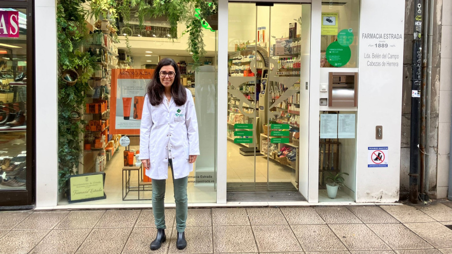 Belén del Campo, farmacéutica al frente de la Farmacia Estrada