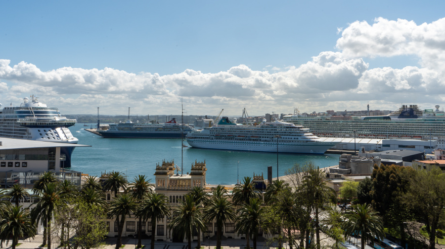 Escala quíntuple de cruceros en A Coruña