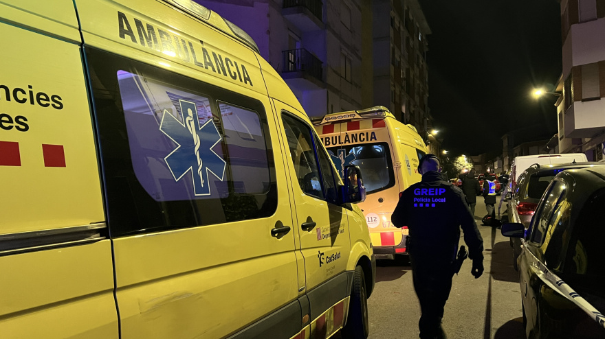 Según han informado los Bombers de la Generalitat, las cinco víctimas mortales se encontraban en un trastero habilitado como vivienda